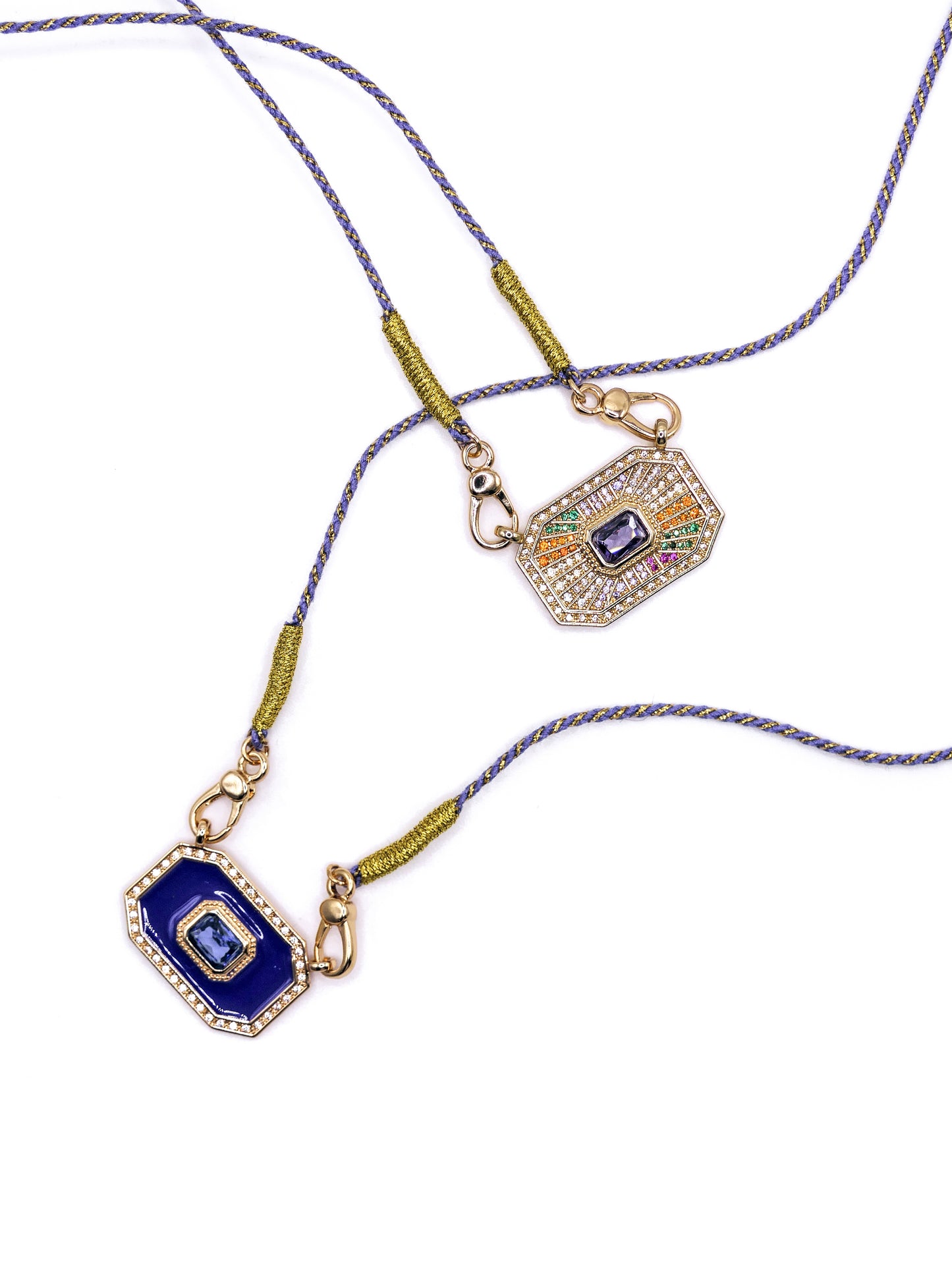 Collier Talisman VEGA